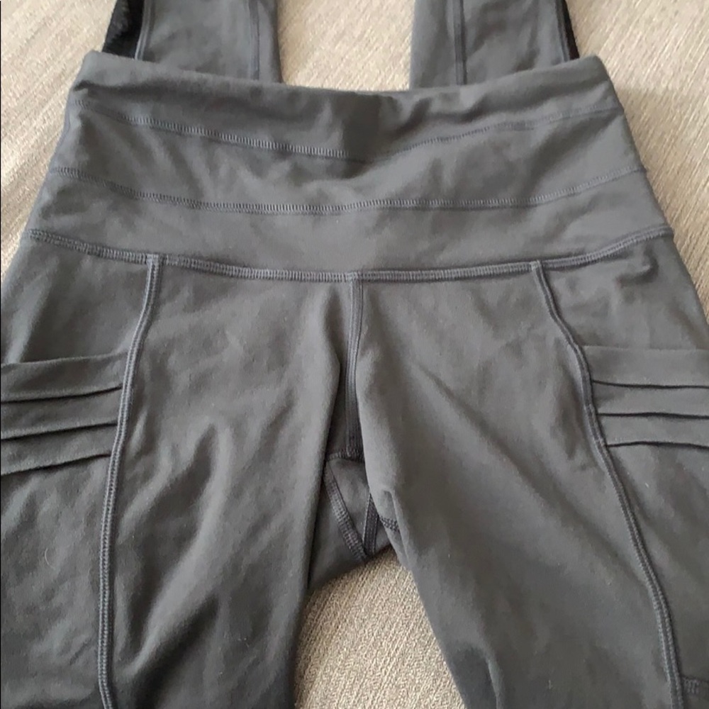 Lucy Gray XS Leggings